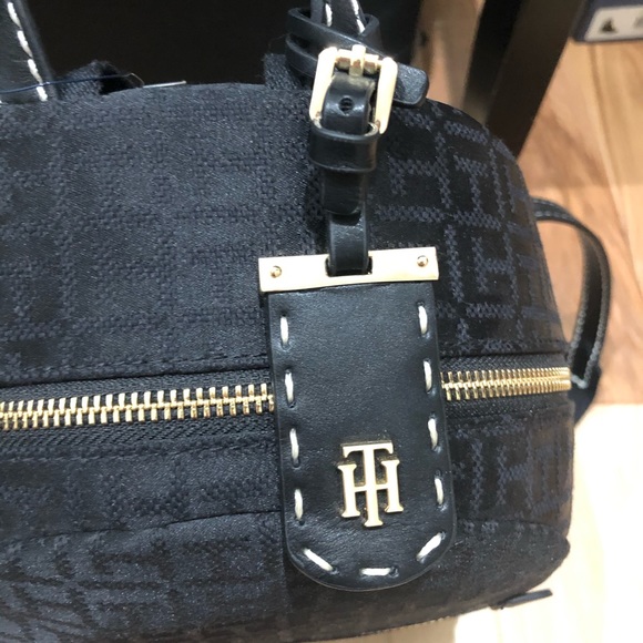 Tommy Hilfiger backpack 🎒 - Picture 8 of 13